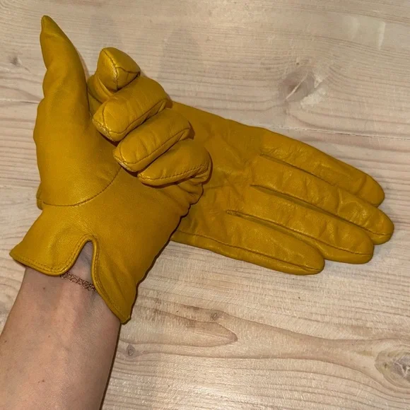 Express Mustard Yellow Leather Gloves - Picture 4 of 7